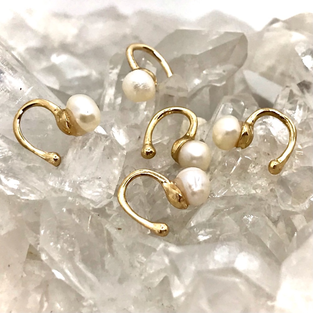 🤍BaubleBar Aleah Ear Cuff Set🤍 - Picture 7 of 7